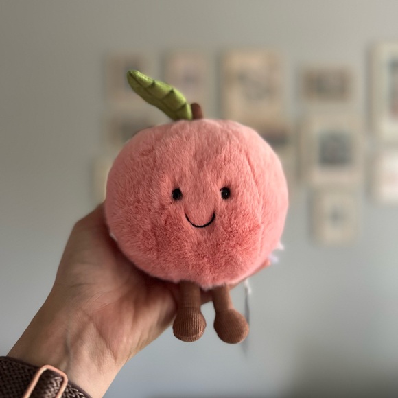 Jellycat Other - Jellycat Amuseables Peach - Authentic & BNWT! 🍑